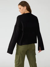 Load image into Gallery viewer, Sundays Sweater (7938727805136)
