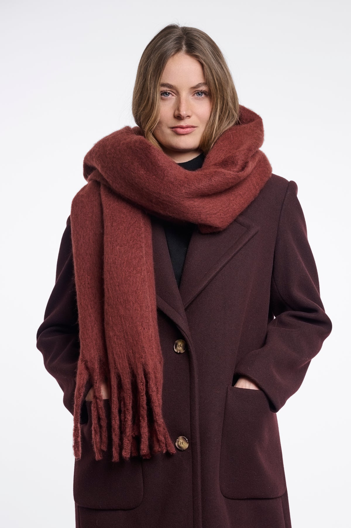 Gella Scarf With Fringes