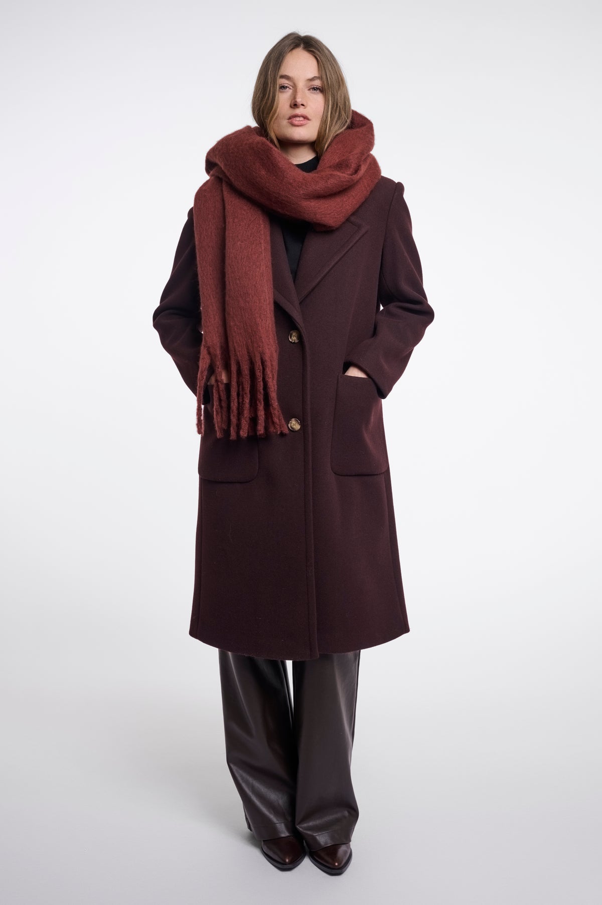 Gella Scarf With Fringes