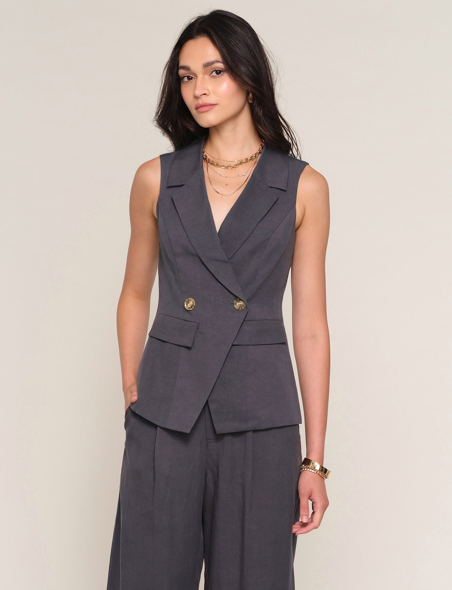 Mona Vest