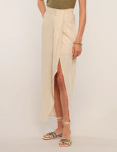 Load image into Gallery viewer, Catriona Skirt (7908288594128)

