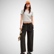 Load image into Gallery viewer, Wide-leg Cargo Trousers (7990836887760)
