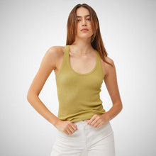 Charger l&#39;image dans la galerie, Solid Ribbed Scop Neck Knit Tank (8121755369680)
