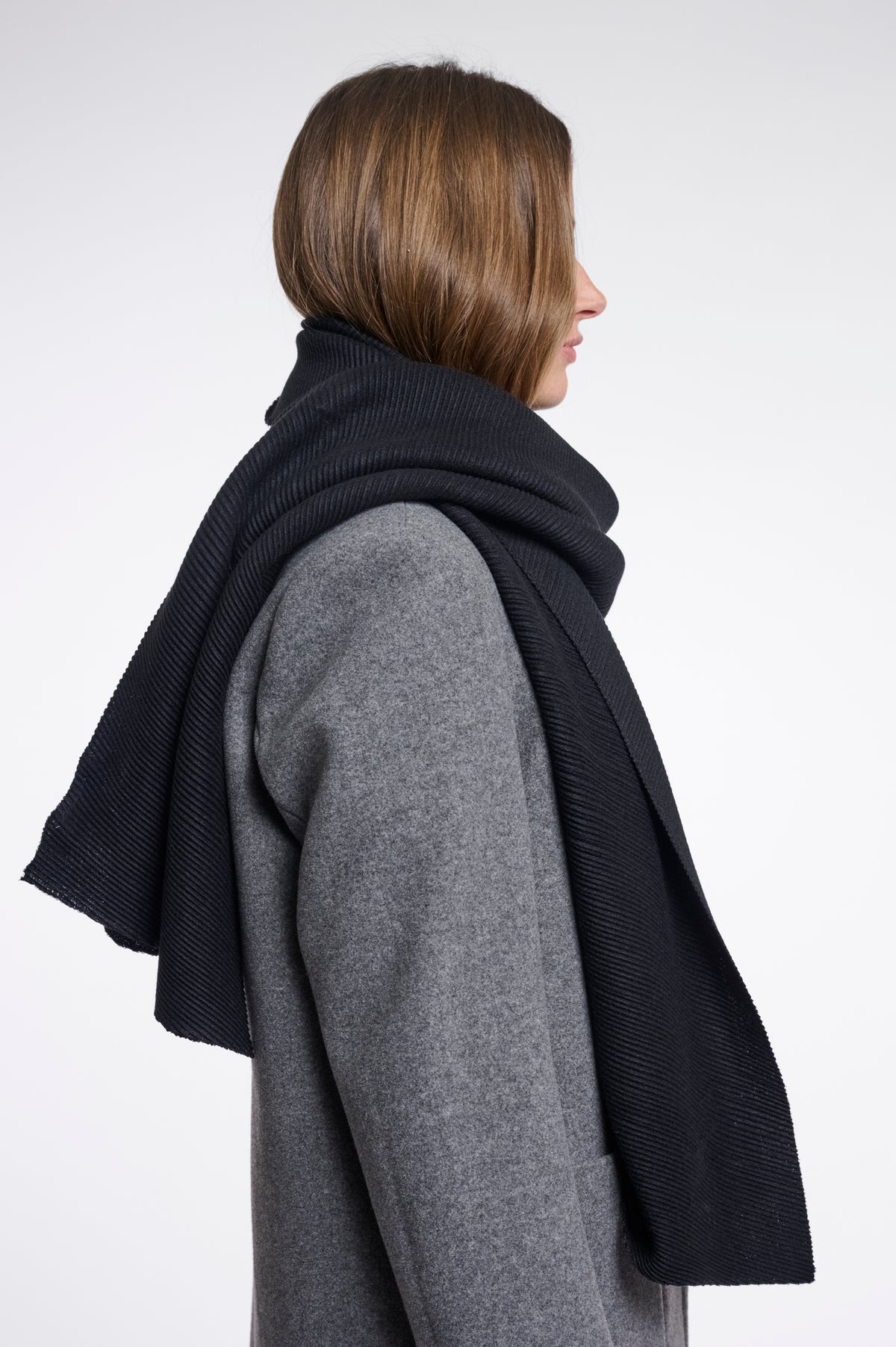 Ivie Plisse Scarf