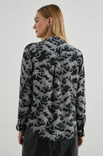 Load image into Gallery viewer, Animal Print Shirt (7938620719312)
