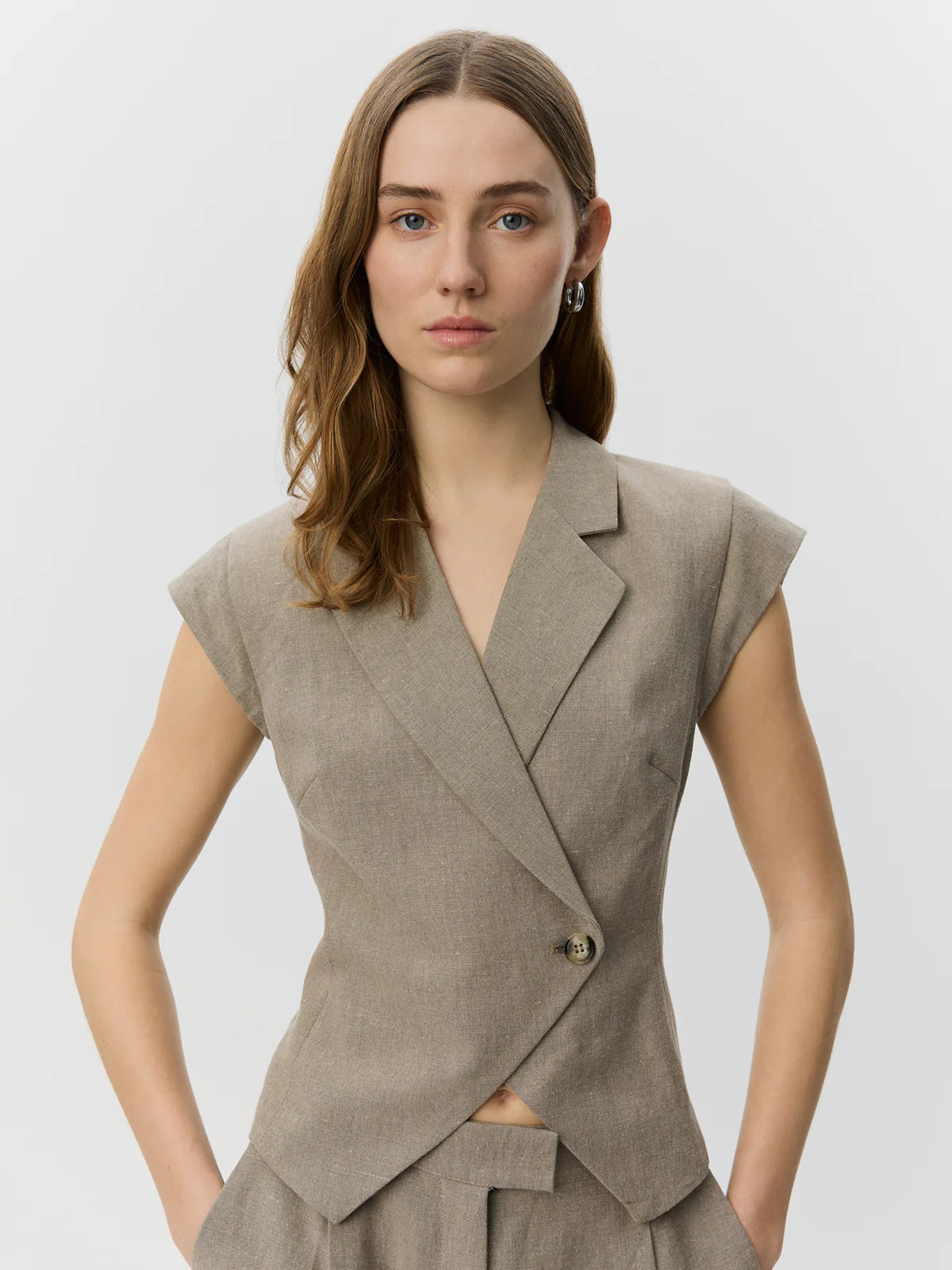 Blazer Majse en mélange de lin avec casquette
