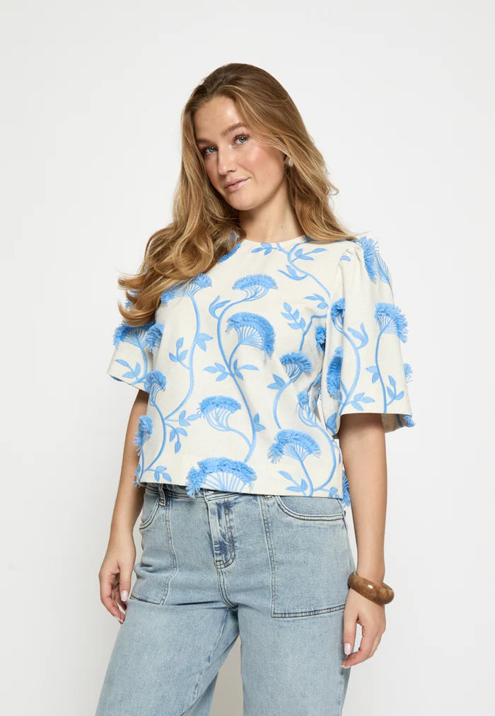 La chemise de Misja