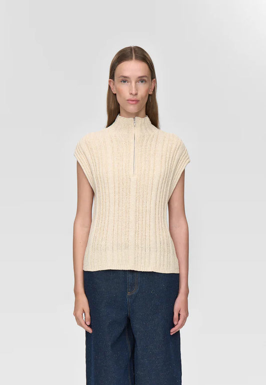 Mariana Half Zip Vest