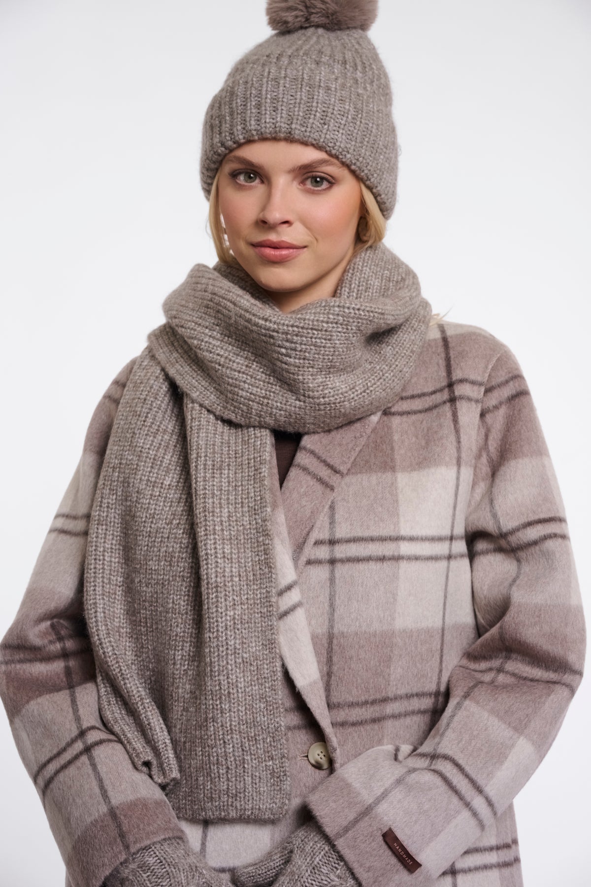 Nuria Scarf
