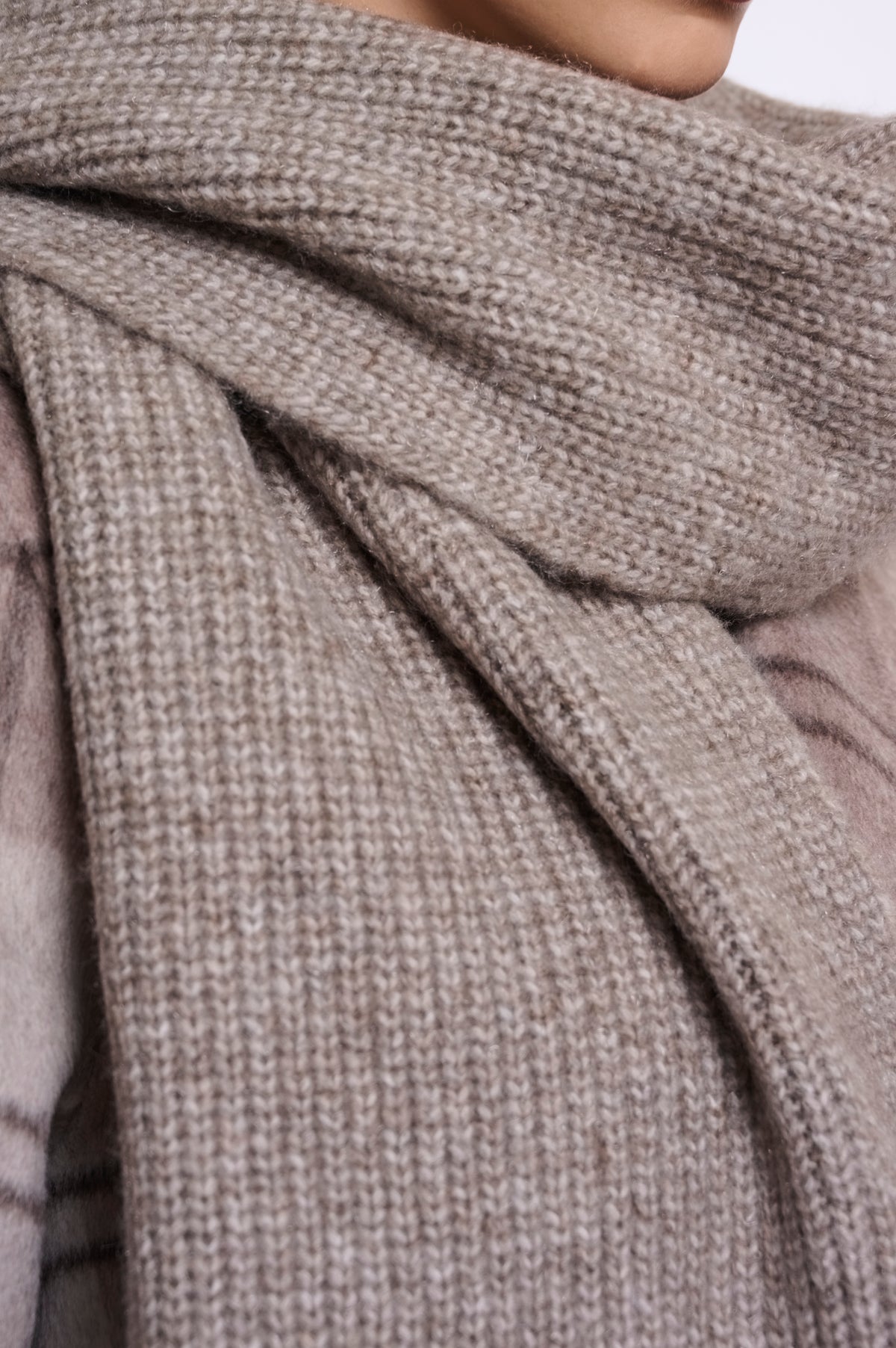 Nuria Scarf