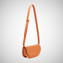 Charger l&#39;image dans la galerie, Inez Recycled Vegan Shoulder Bag (8258935259344)
