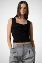 Charger l&#39;image dans la galerie, Woven Asymmetrical Hem Vest (8261478416592)
