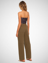 Load image into Gallery viewer, Leah Pant (8250114048208)

