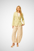 Load image into Gallery viewer, Oliver Jacket (8254684102864)
