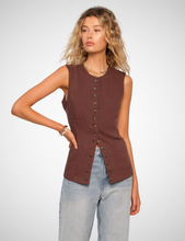 Charger l&#39;image dans la galerie, Josette Vest (8250114506960)
