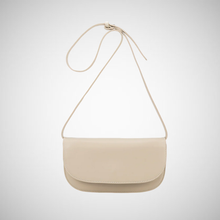 Charger l&#39;image dans la galerie, Inez Recycled Vegan Shoulder Bag (8258935259344)
