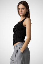 Charger l&#39;image dans la galerie, Woven Asymmetrical Hem Vest (8261478416592)
