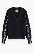 Charger l&#39;image dans la galerie, Laced Up Sleeve Pullover (8002670788816)
