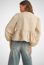 Charger l&#39;image dans la galerie, Striped Woven Blouse With Tie Front (8229698535632)
