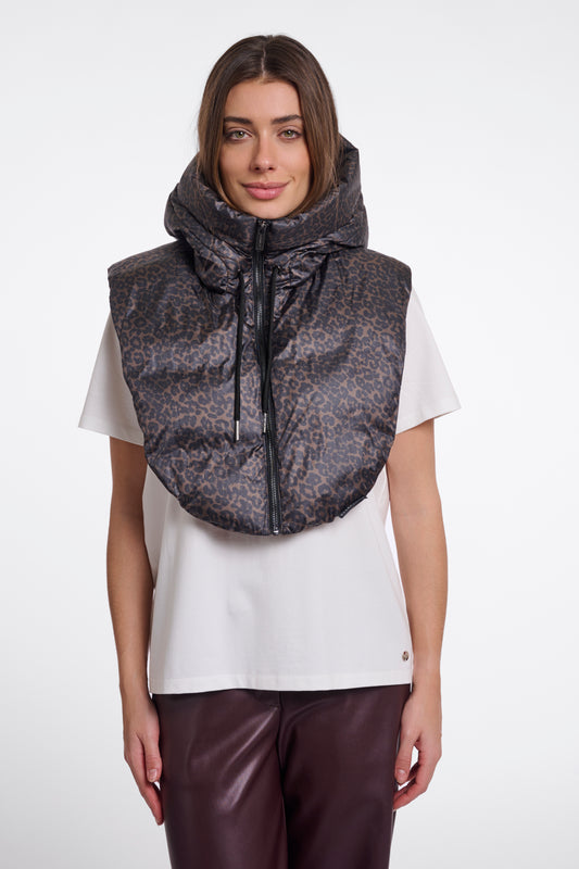 Tabita Padded Bib