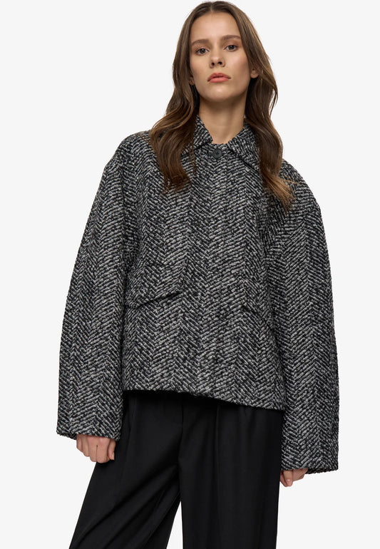 Tyril Jacket