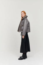 Charger l&#39;image dans la galerie, Vera Shearling Coat (7941129273552)
