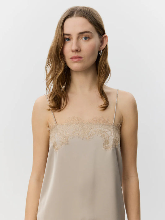 Vira Lace Detailed Top