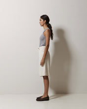 Load image into Gallery viewer, Bermudas (8253749592272)

