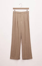 Load image into Gallery viewer, Farah Pants (7921763647696)
