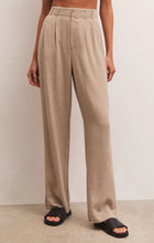 Load image into Gallery viewer, Farah Pants (7921763647696)
