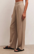 Load image into Gallery viewer, Farah Pants (7921763647696)
