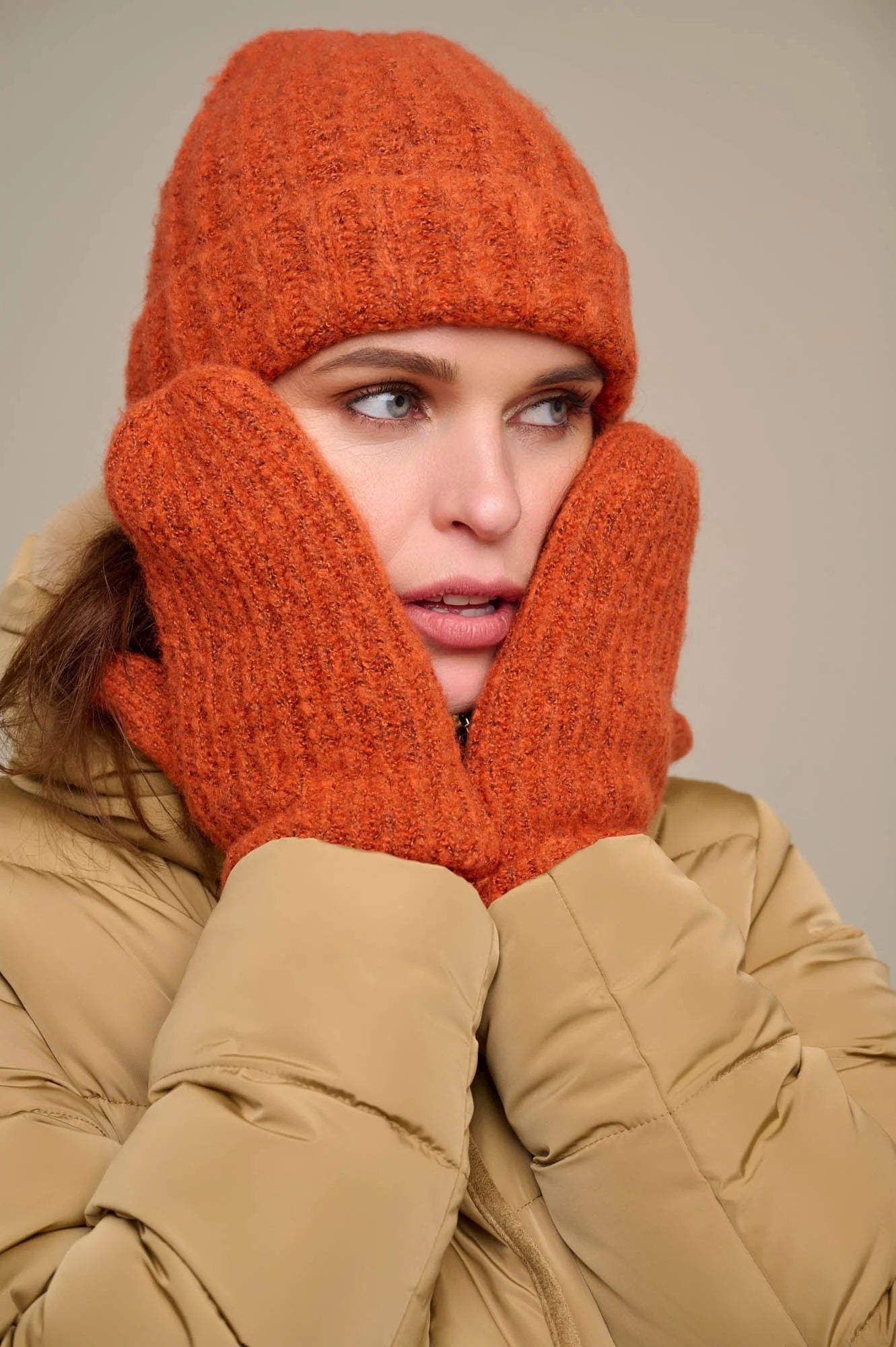Ank Gloves (7952637591760)