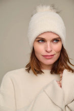 Load image into Gallery viewer, Beanie With Pompom (7952642539728)
