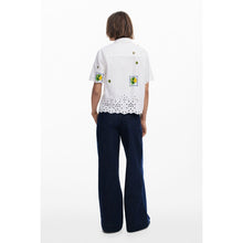 Load image into Gallery viewer, Blouse (8254680957136)
