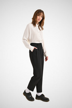 Charger l&#39;image dans la galerie, Heathered 7/8Th Cigarette Pants (8227538338000)
