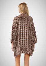 Charger l&#39;image dans la galerie, Reversable Floral Print Kimono (8278388375760)
