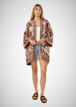 Charger l&#39;image dans la galerie, Reversable Floral Print Kimono (8278388375760)
