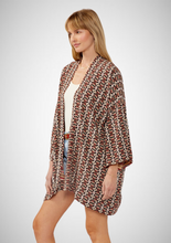 Charger l&#39;image dans la galerie, Reversable Floral Print Kimono (8278388375760)
