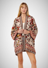 Charger l&#39;image dans la galerie, Reversable Floral Print Kimono (8278388375760)
