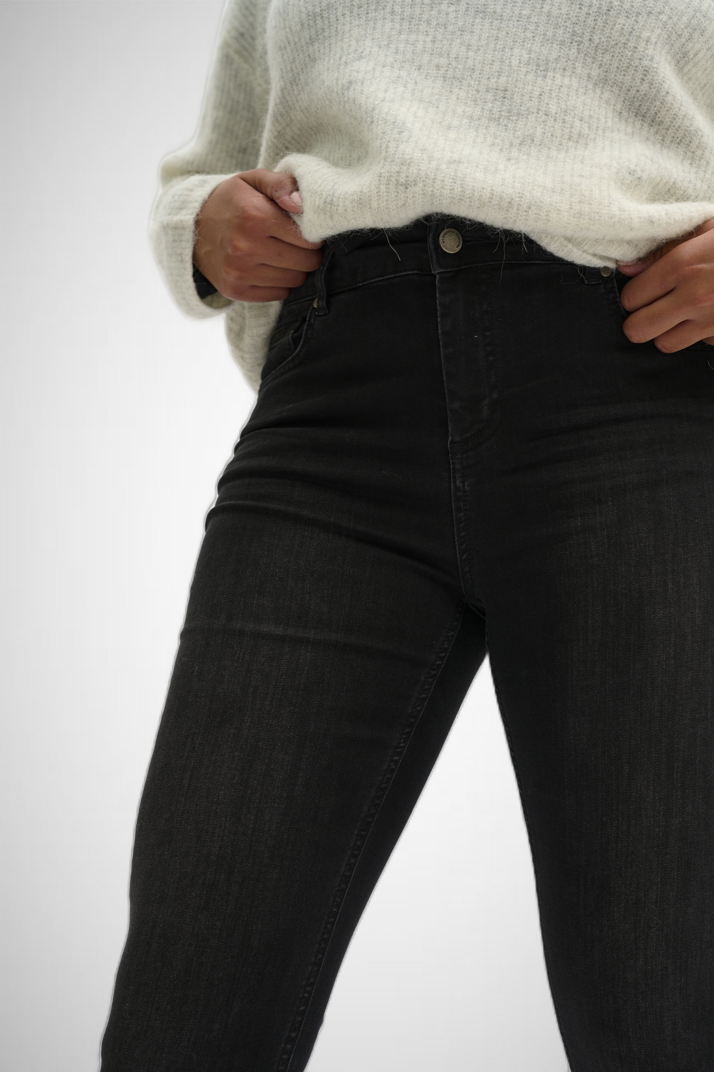 Nora High Jeans (8350479450320)