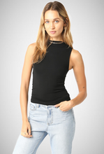 Charger l&#39;image dans la galerie, Mandy Top (8272081780944)
