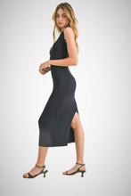 Load image into Gallery viewer, Patterned Rib Knitted Dress (8258931654864)
