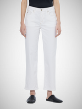 Load image into Gallery viewer, Core The Sky - Straight Jeans (8290216771792)
