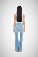 Load image into Gallery viewer, Natie Loose High Waist Jean (8256851607760)
