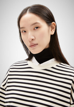 Charger l&#39;image dans la galerie, Frankaa Maarlen Stripe Sweat (8147335250128)
