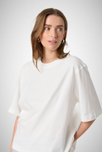 Charger l&#39;image dans la galerie, Jina Basic Tee (8258950529232)
