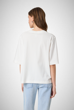 Charger l&#39;image dans la galerie, Jina Basic Tee (8258950529232)
