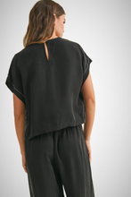 Charger l&#39;image dans la galerie, Viscose Short Sleeve Top (8258932539600)
