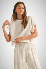 Charger l&#39;image dans la galerie, Viscose Short Sleeve Top (8258932539600)
