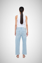 Load image into Gallery viewer, Mimi Cropped Low Waist Jean (8256851640528)
